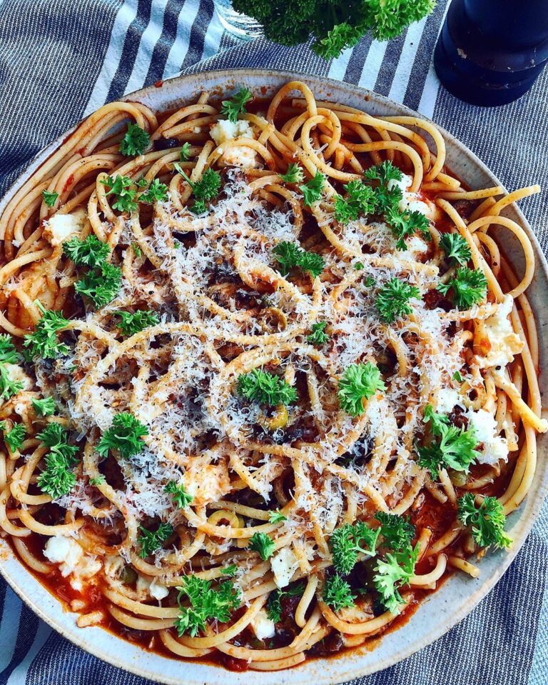 Pasta puttanesca