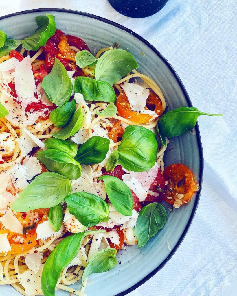 Färsk tomatpasta