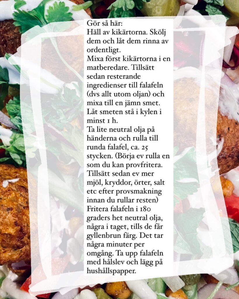Falafelrulle med tahiniyoghurtsås och hembakat bröd