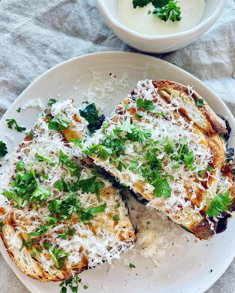 Helgmackan med portabello och gruyère